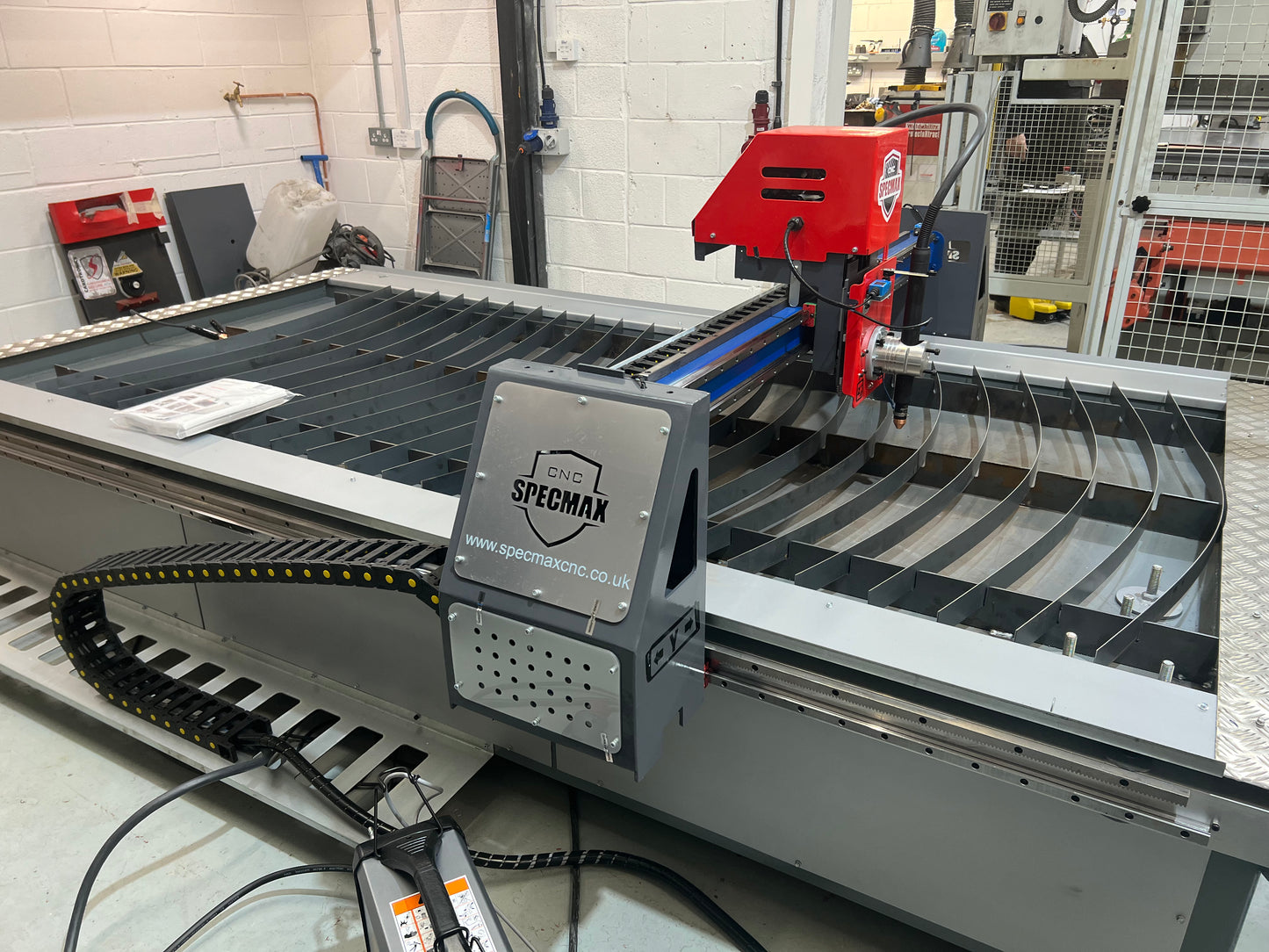 BRAND NEW CNC Plasma Cutting Table1250/2500mm Water Tray Dynamic