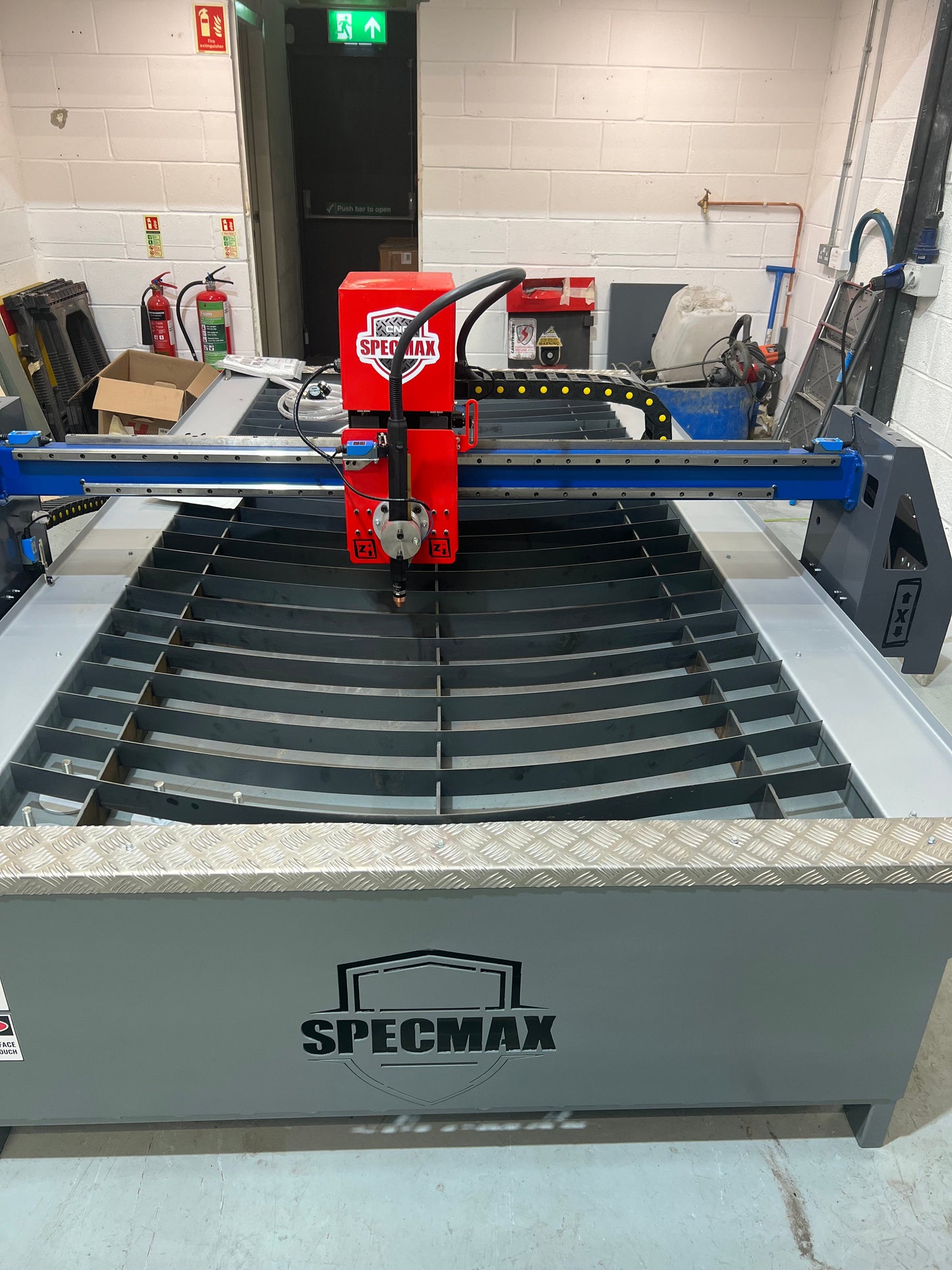 BRAND NEW CNC Plasma Cutting Table1000/2000mm Water Tray Dynamic